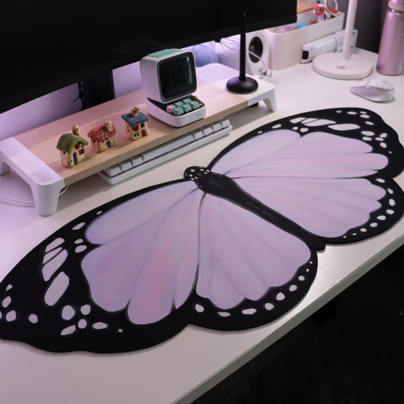 แผ่นรองเมาส์ลายผีเสื้อสีม่วงไล - Tradescantia Purple บทวิจารณ์และราคา